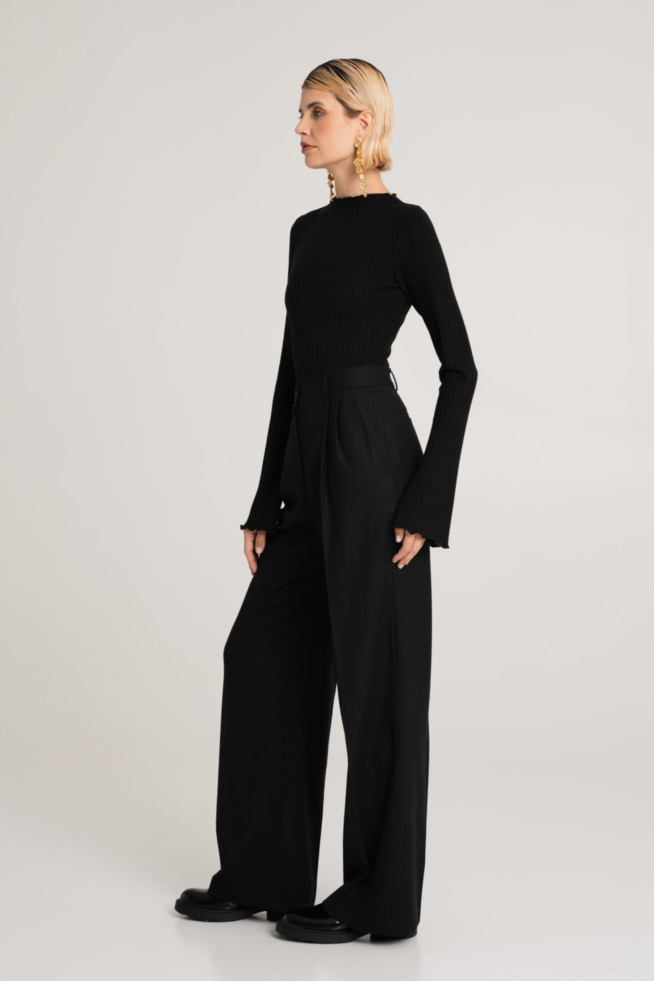 Czarne garniturowe spodnie Silvi - Saintby