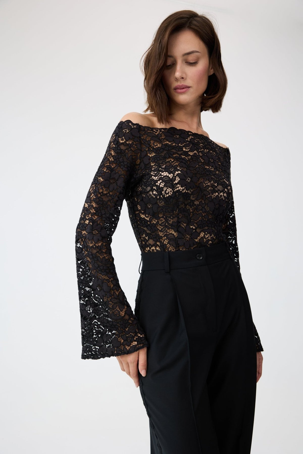 CZARNE KORONKOWE BODY CARMIANO - Saintby