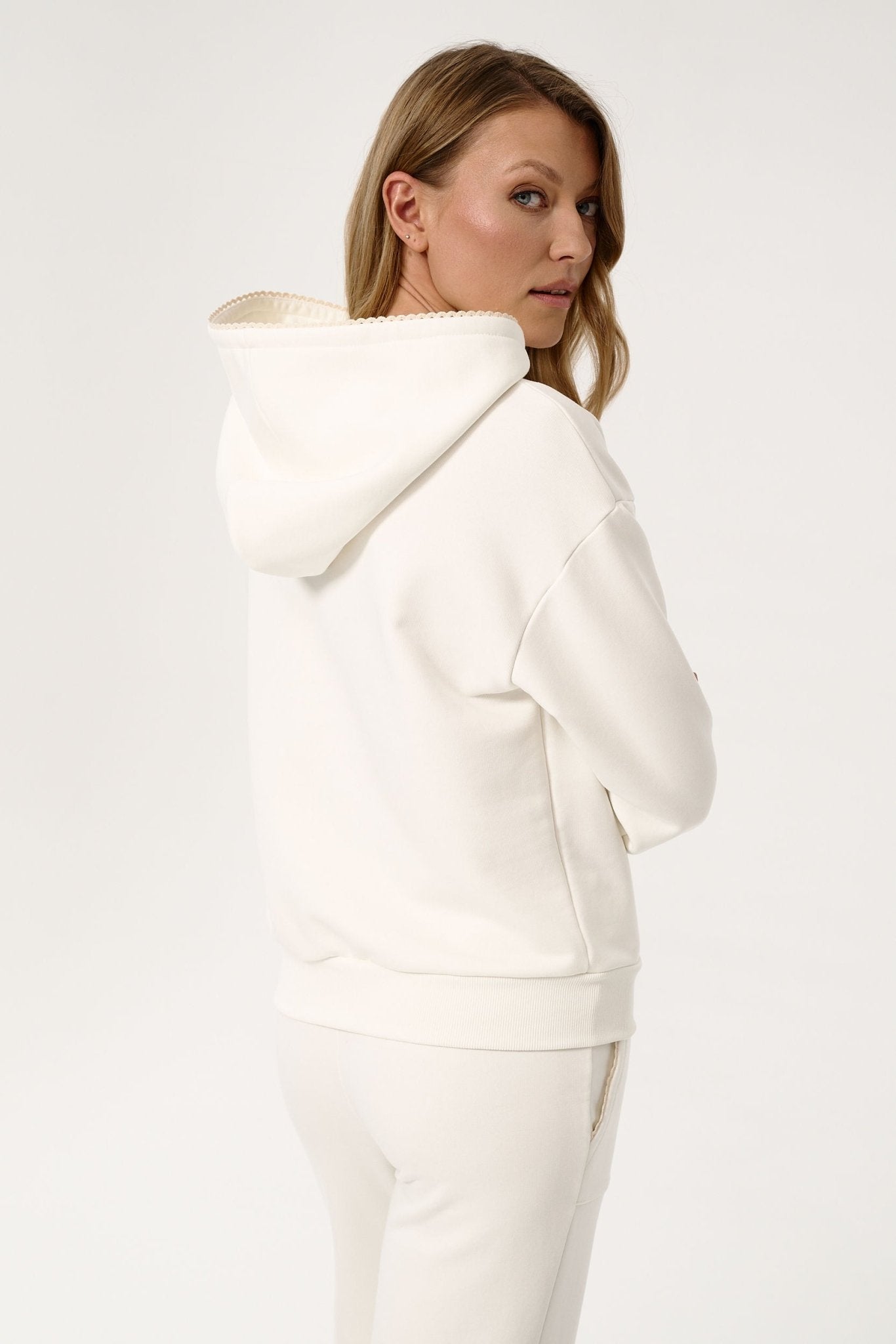 OFF WHITE BLUZA JESI Z KORONKĄ - Saintby