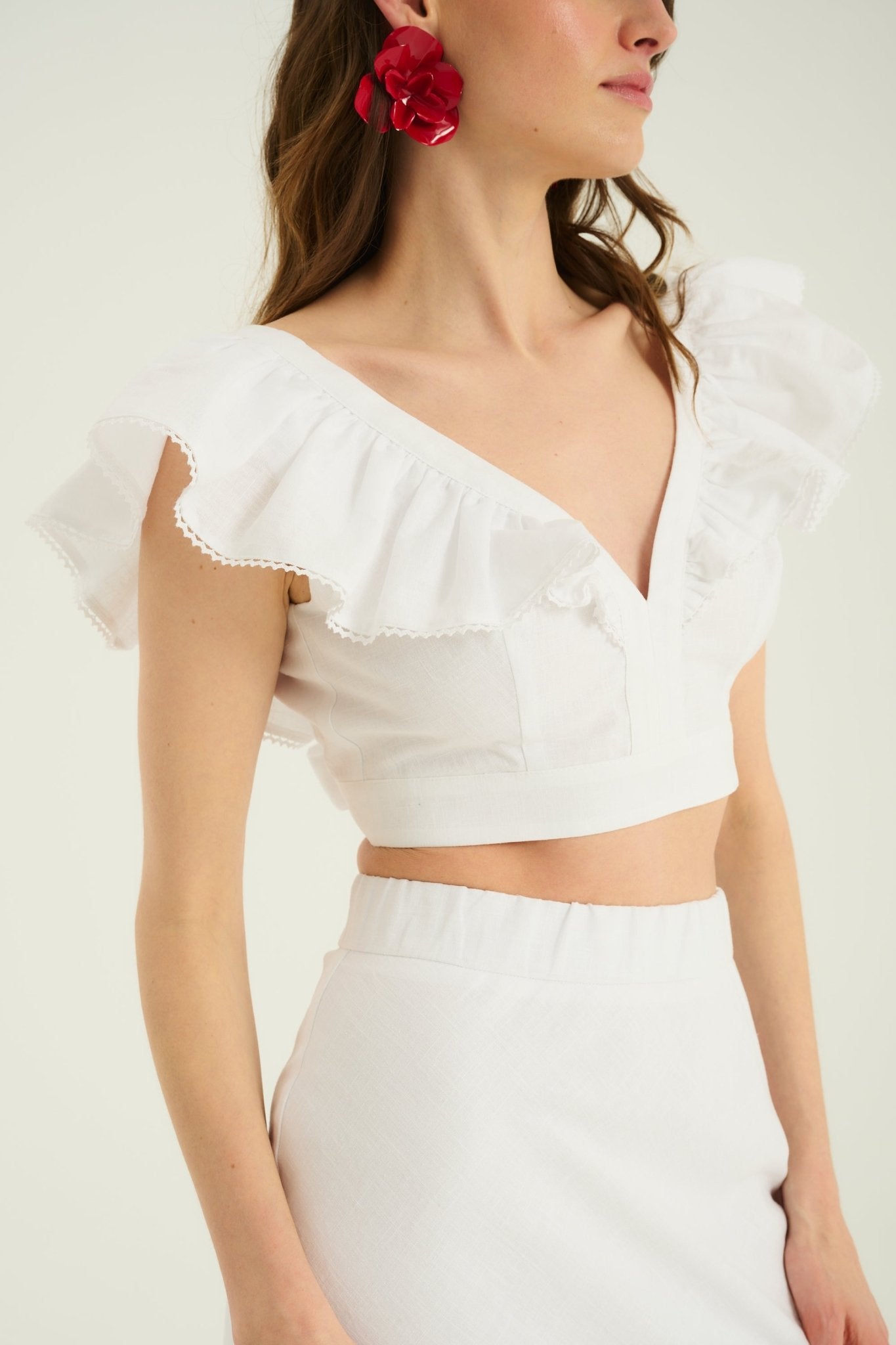 TOP LNIANY BIAŁY Z KORONKĄ ANDRIA - Saintby