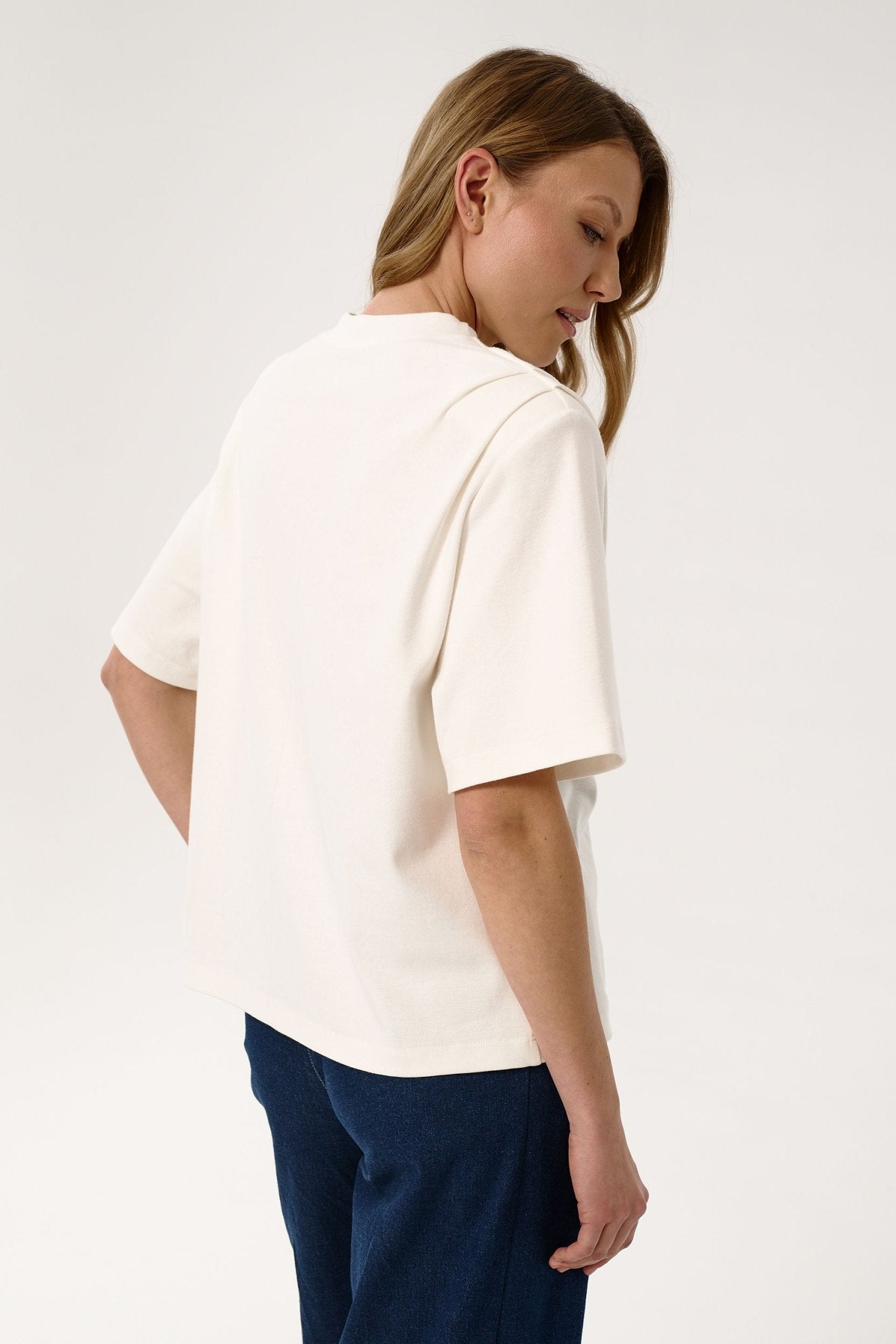 BAWEŁNIANY T - SHIRT Z PODUSZKAMI RIETI - Saintby