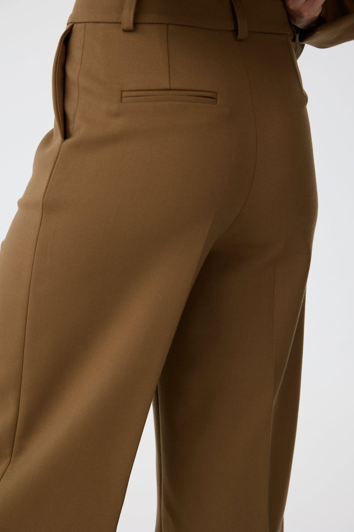 BERMUDY TODI BROWN CAMEL - Saintby