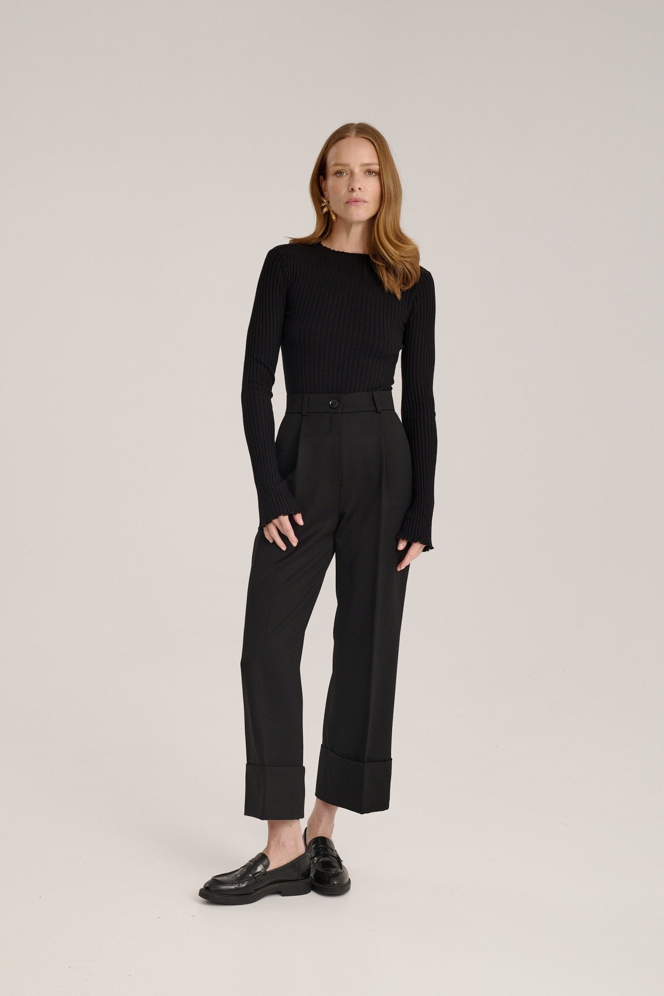 CZARNE BODY MAGLIE - STAŁA KOLEKCJA - Saintby
