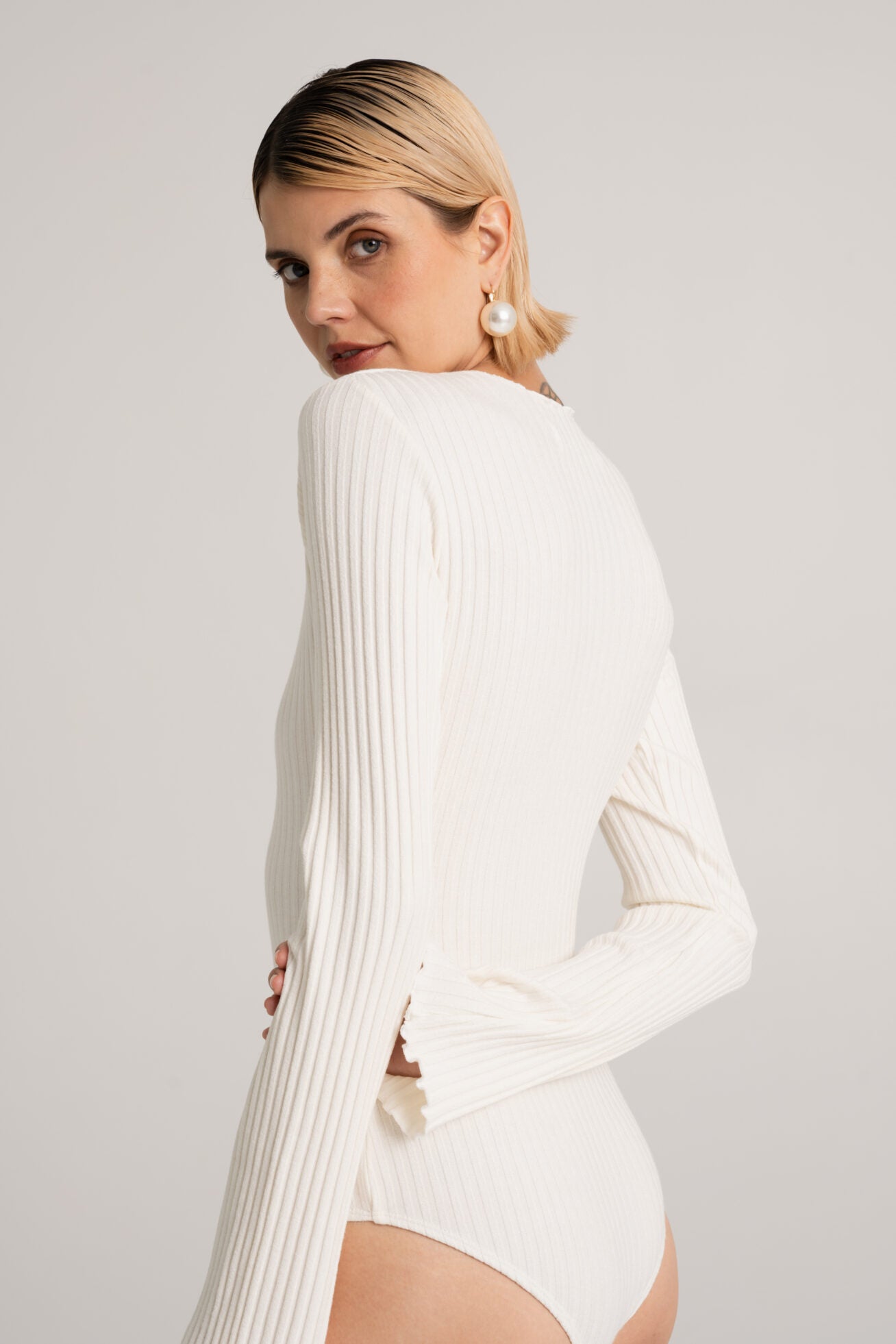 KREMOWE BODY MAGLIE - STAŁA KOLEKCJA - Saintby