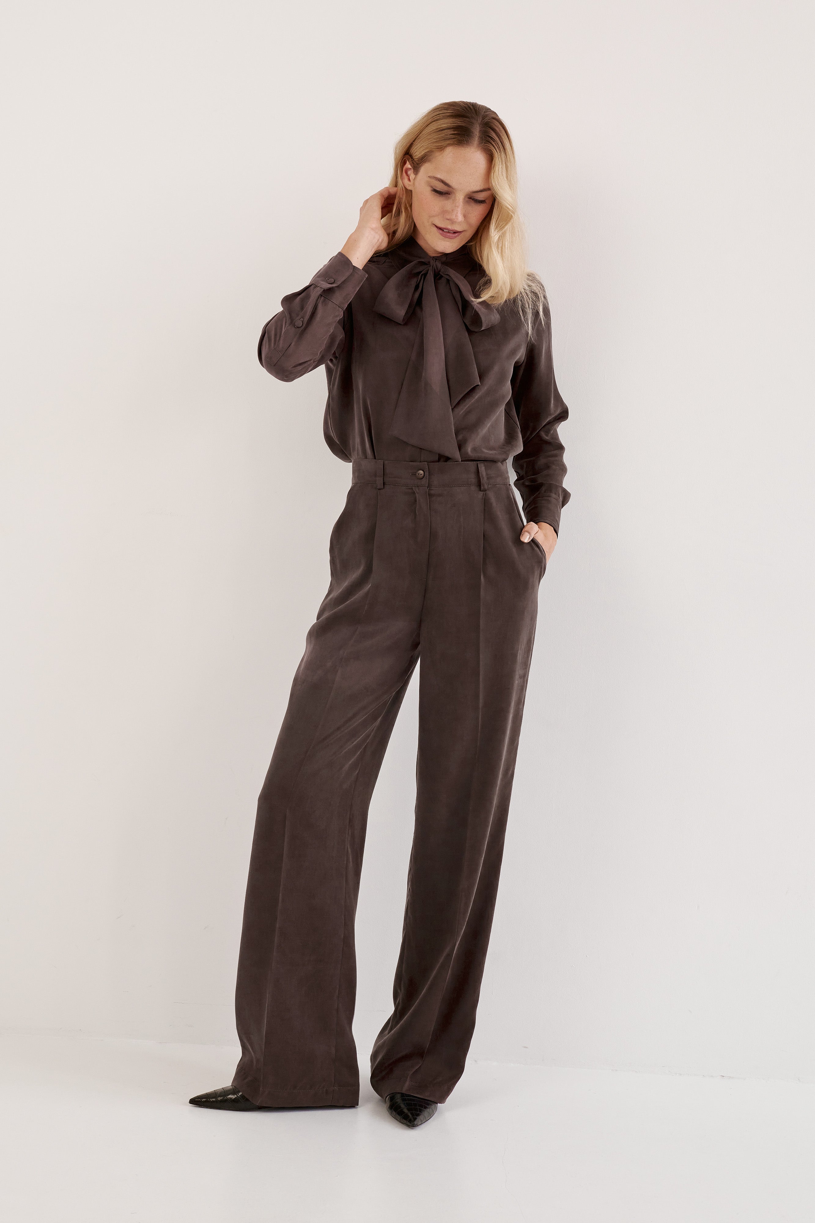 OFF WHITE CECINA SUIT TROUSERS