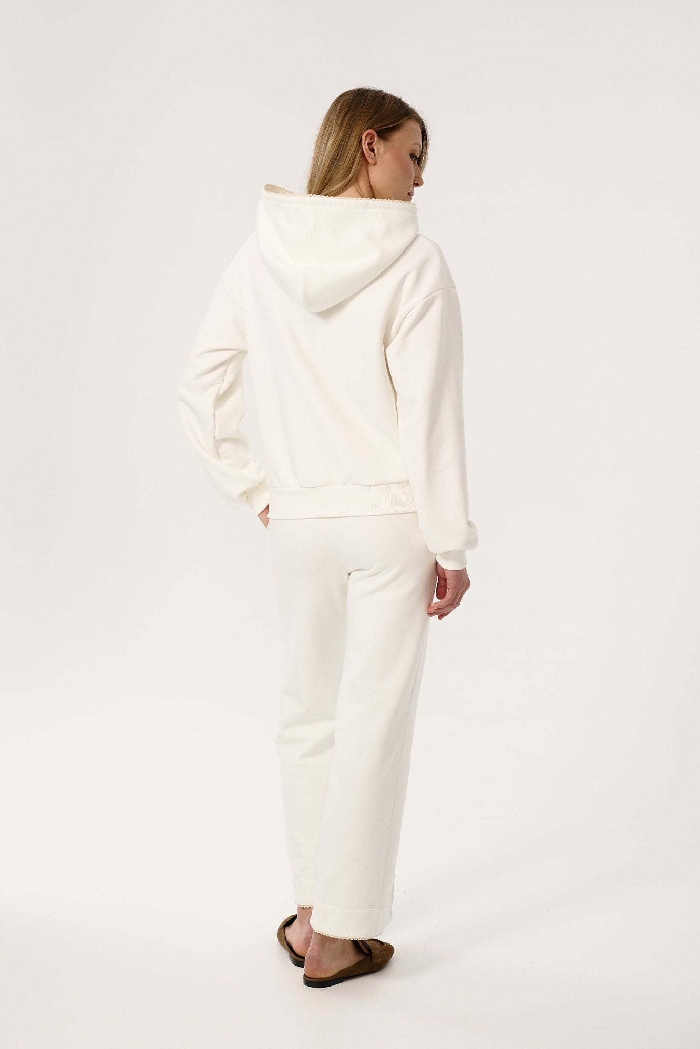 OFF WHITE SPODNIE CENTO BAWEŁNIANE Z KORONKĄ - Saintby