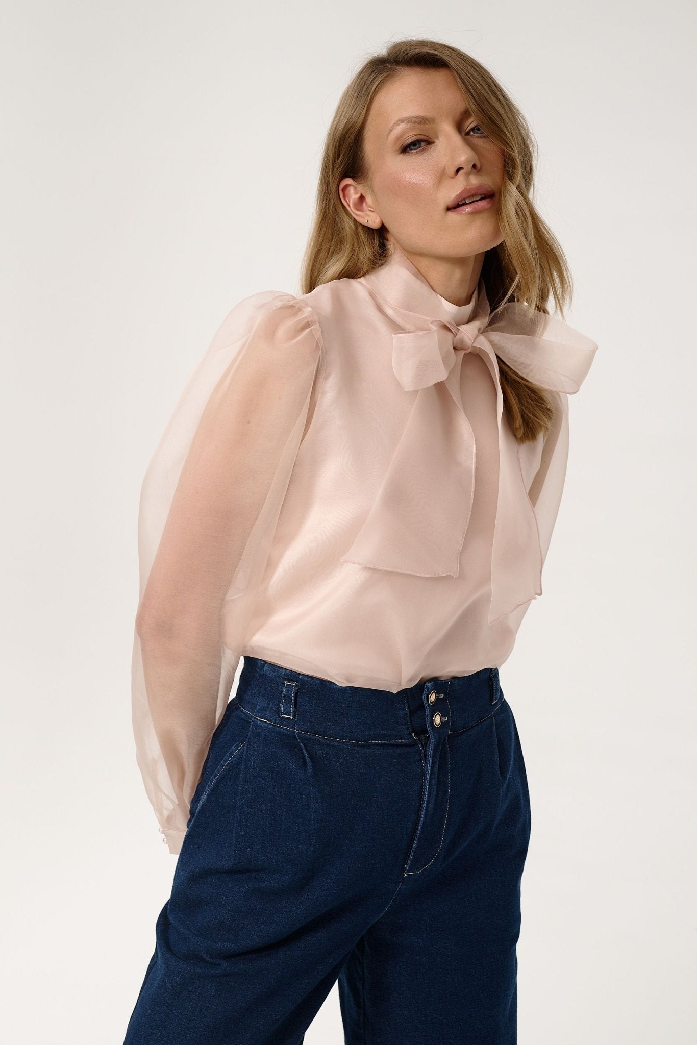 RÓŻOWA JEDWABNA KOSZULA ARDORE Z SZARFĄ - Saintby