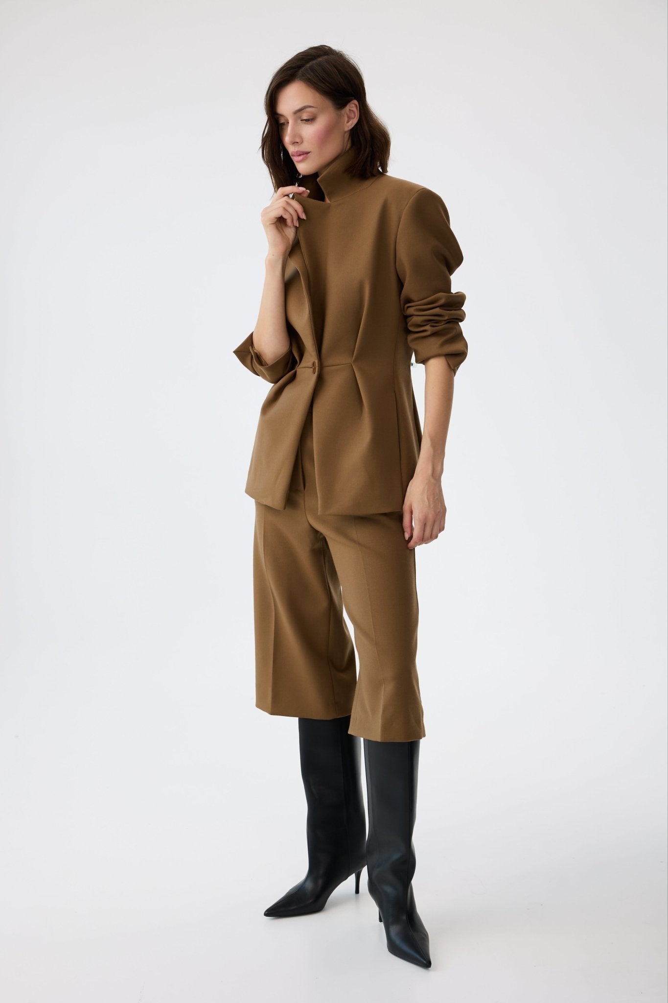 TALIOWANA MARYNARKA ISOLA BROWN CAMEL - Saintby